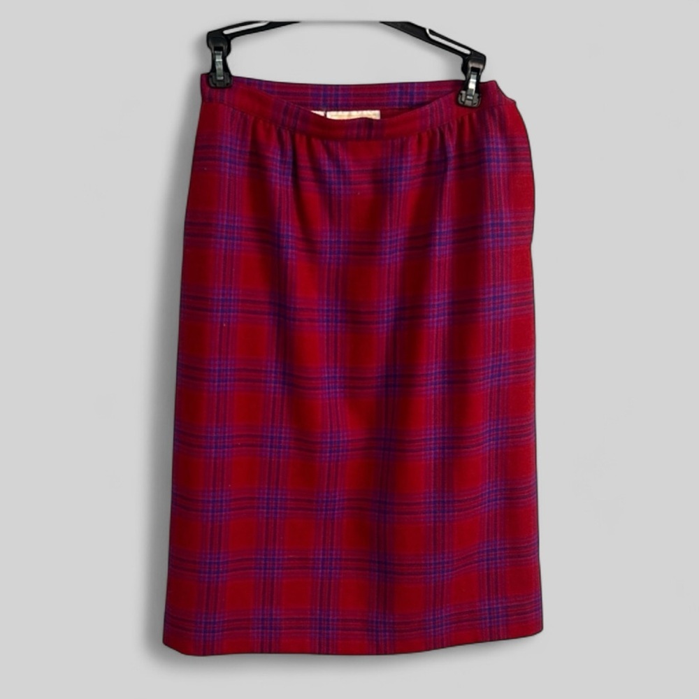 Vintage Pendleton red plaid virgin wool pencil skirt old money size 10 preppy